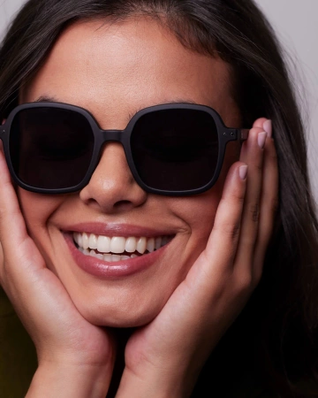 Okulary przeciwsłoneczne Office black IZIPIZI