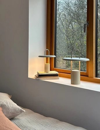 Lampa LED Pier piaskowa Stelton