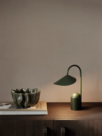 Lampa przenośna Arum zielona ferm LIVING