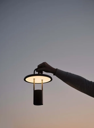 Lampa LED Pier czarna Stelton