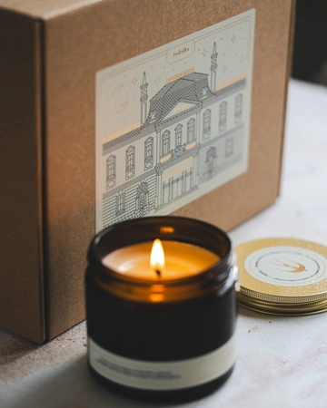 Świeca sojowa Rubinowa Noc 250 ml Jaskółka