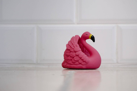 Gryzak zabawka do kąpieli z naturalnego kauczuku Flaming Matruba