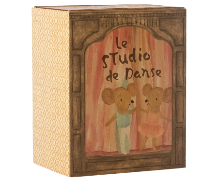 Myszki baletowe w studiu tanecznym, mała siostra i brat Maileg