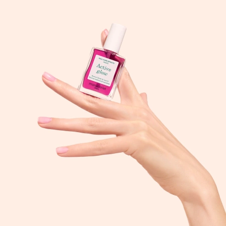 Pielęgnacyjny lakier do paznokci Active Glow Grape Manucurist