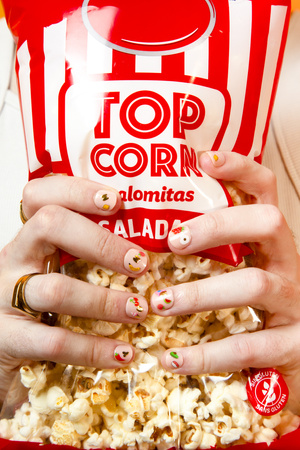 NAKLEJKI NA PAZNOKCIE YUMMY - 120 SZTUK OMY