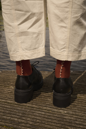 Skarpetki z falbankąrozm. 35-38 Monk&anna