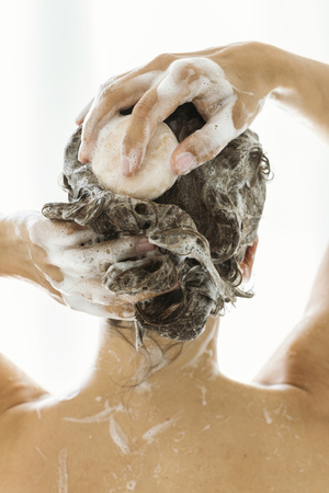 Szampon w kostce do włosów długich ~ LONG & SHINY Soap for globe