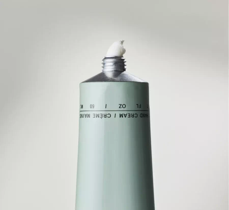 Nawilżający krem do rąk Bergamot & Hinoki Salt & Stone