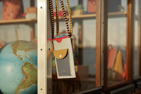 Etui na telefon zissou blue Sticky Lemon