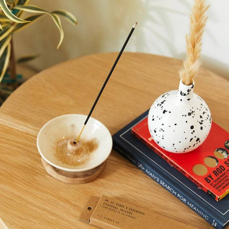 Kadzidełka zapachowe Cedar & Sagebrush P.F. CANDLE CO.