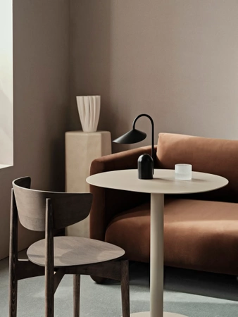 Lampa przenośna Arum czarna ferm LIVING