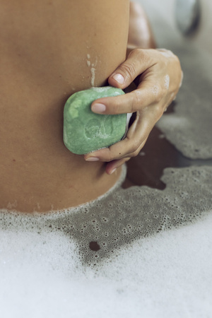 Naturalne mydło w kostce do skóry suchej ~ RICH Soap for globe