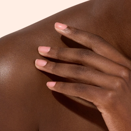 Pielęgnacyjny lakier do paznokci Active Glow™ Cranberry Manucurist