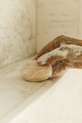 Szampon w kostce do włosów długich ~ LONG & SHINY  Soap for globe