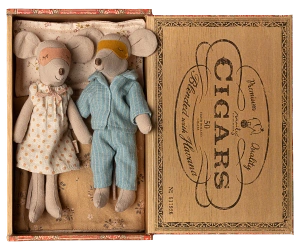 Myszki mamy i taty w pudełku na cygara Maileg